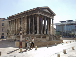 Maison Carrée